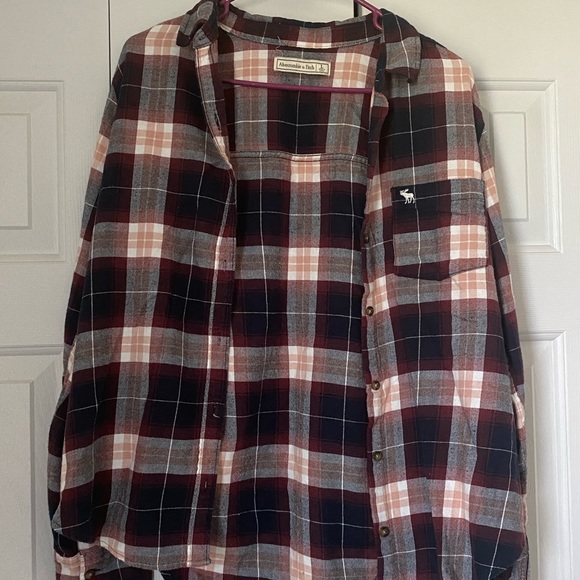 Women’s Abercrombie & Fitch Button Up Flannel - Picture 1 of 2